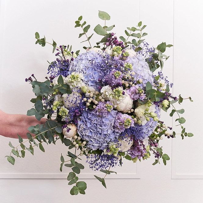 Blumenstrauß Blau-Violett-Weiß 1