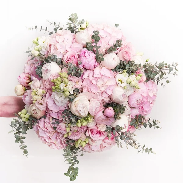 Blumenstrauß mit Hortensien in Rosa 1