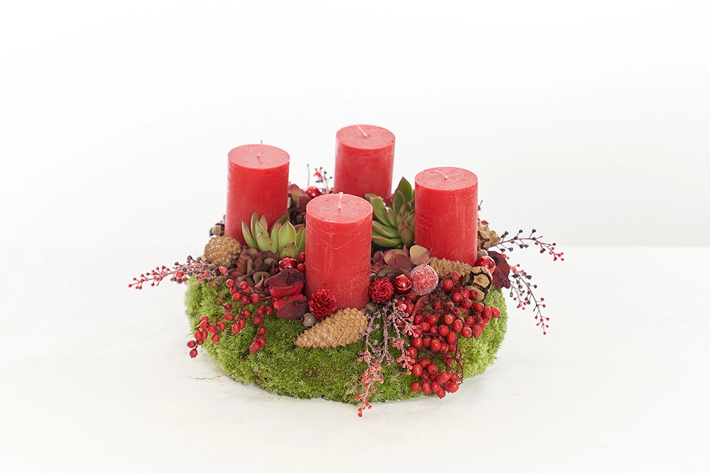 Adventkranz rot Moos
